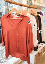 Camisa acetinada